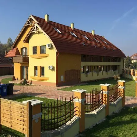 Lejlighed Sweet Delux Apartman *